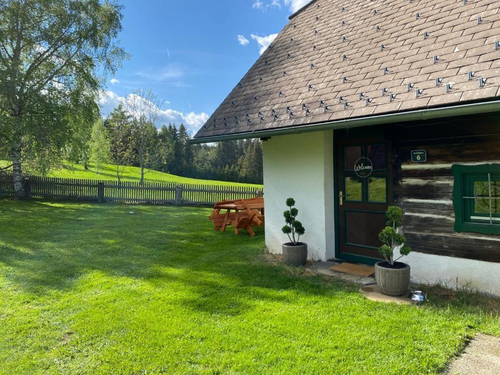 Ferienhaus Waldtraum Sankt Veit an der Glan Ngoại thất bức ảnh