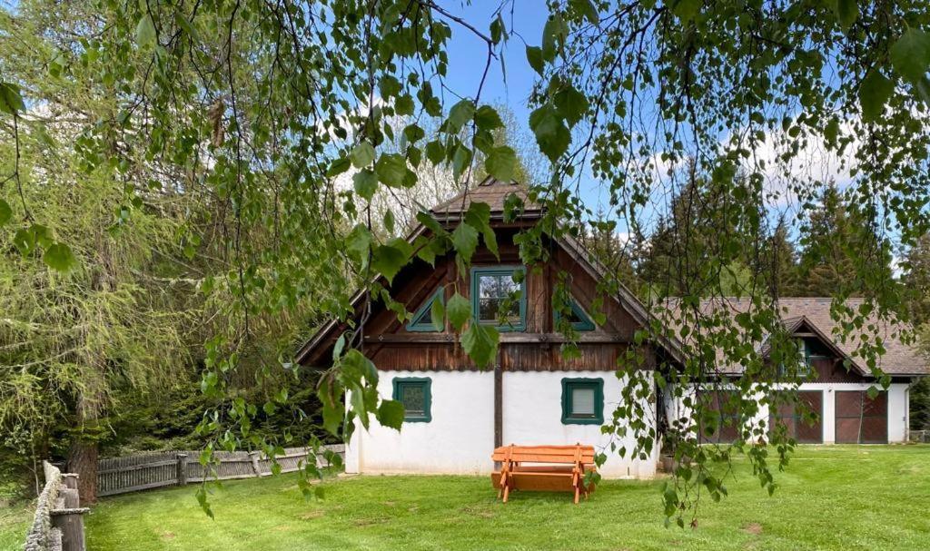 Ferienhaus Waldtraum Sankt Veit an der Glan Ngoại thất bức ảnh